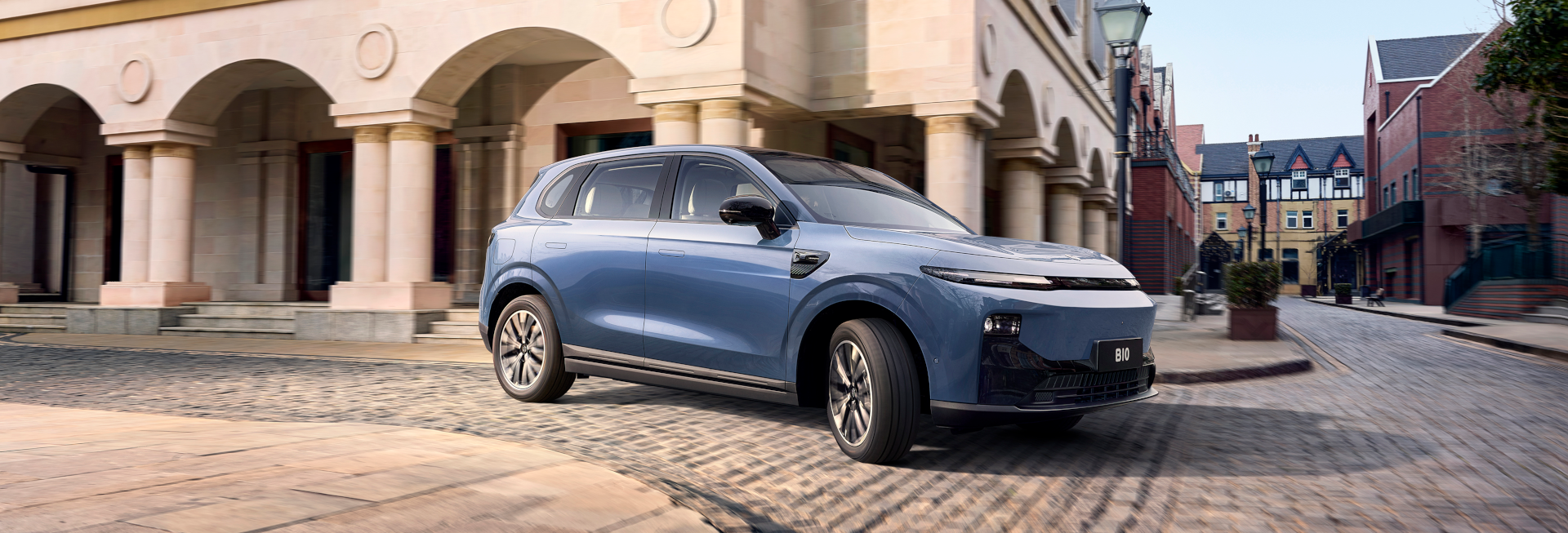 banner Leapmotor B10