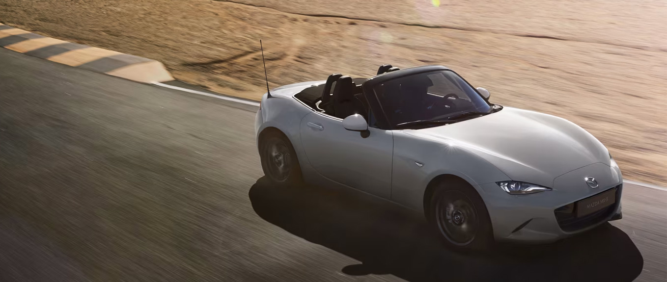 banner MAZDA MX-5 ROADSTER