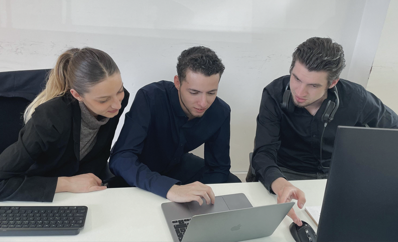 Equipe-QA-testeur-etalik